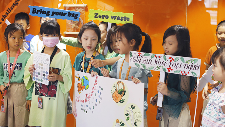 UTS is full of green on the International Mother Earth Day