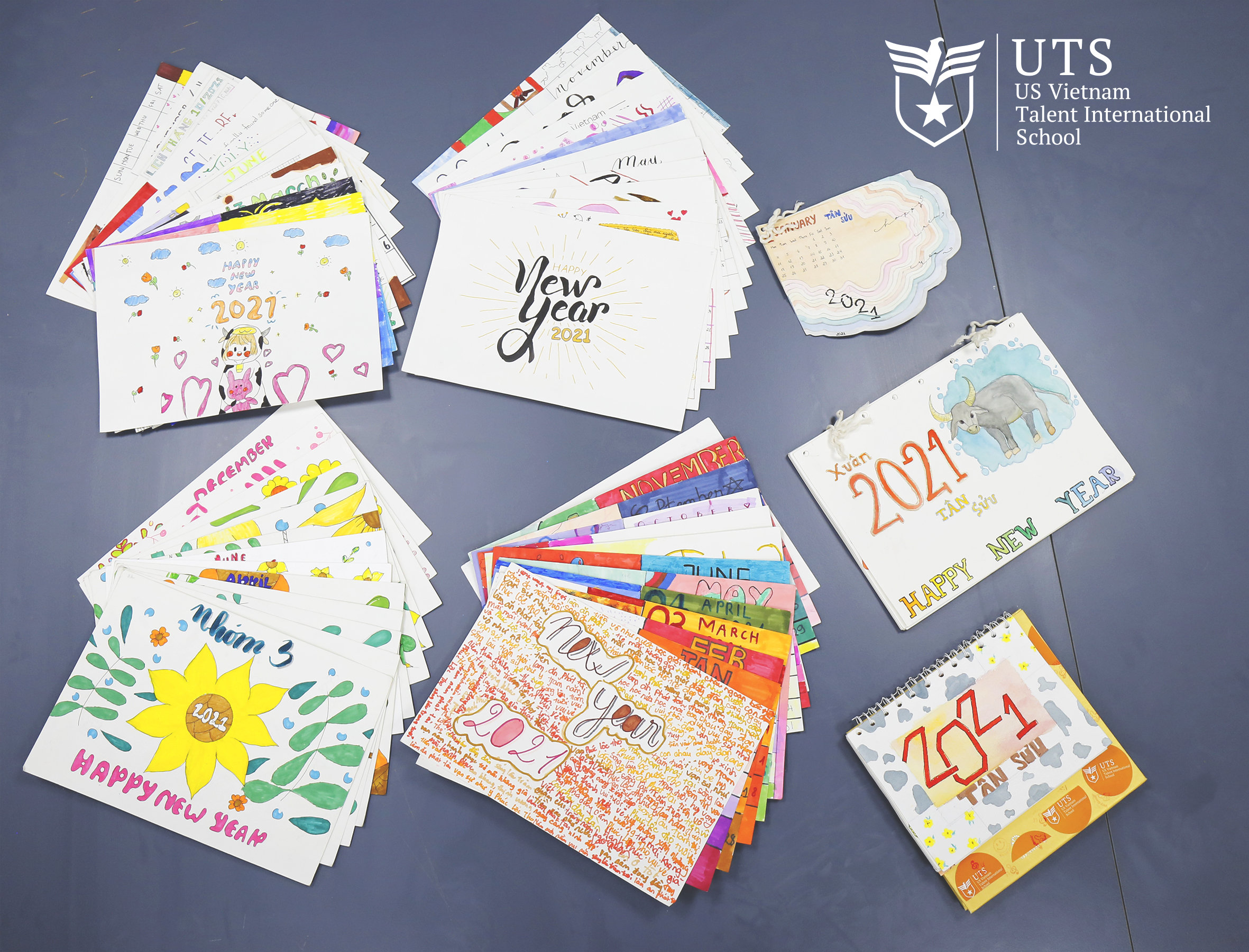 UTS-ers showing their whorls with unique handmade table calendars